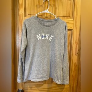 Nike long sleeve shirt